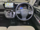 【全国納車OK】 現車をご覧になれないお客様でも、安心してお車をご購入いただける環境を整えております。 色々な角度から撮影したたくさんの画像など豊富な資料送りいたしております。