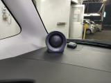 【全国納車OK】 現車をご覧になれないお客様でも、安心してお車をご購入いただける環境を整えております。 色々な角度から撮影したたくさんの画像など豊富な資料送りいたしております。