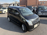 3ヶ月・3000kmの無料保証付きです。エンジン、ミッション等の修理の際に金額が大きくなりがちな箇所も無料修理で安心です。最大3年までの有料保証も取り扱っております。