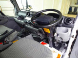 トヨエース 冷凍車 1.35t 4WD Sタイヤ 4No.