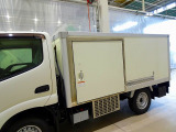 荷台内寸:293&times;155&times;105(109) トヨタ車体/UT18B010690 リア観音扉/90度ストッパー付 箱厚み7.5cm 冷凍機 デンソー/CGA379 -22度～35度設定 -12度確認