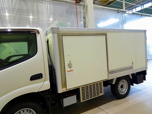 トヨタ トヨエース 冷凍車 1.35t 4WD Sタイヤ 4No. の中古車詳細 