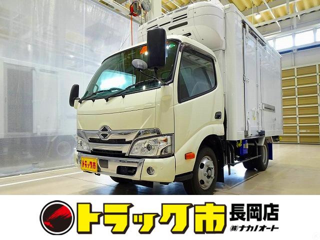 デュトロ 4.0 フルジャストロー ディーゼル 2t 標準 低温冷凍車 スタンバイ付