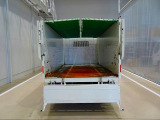 荷台内寸:304×158×122 新明和/DD2-0110SY 深ダンプ 土砂禁 リア3枚扉(上部観音扉) 自動シート付 リアアオリ左右ピン差し加工 床前水抜き穴1対 前立てプロテクターアルミ縞鋼板張り