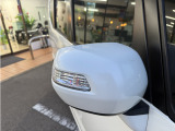 程度が悪い車が安いのは当たり前です。当店はコストを安く!薄利多売価格設定お客様が良い車両をお買い求め安くだけをこだわってます。少し年式古くても程度の良い車は沢山あります。
