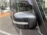 程度が悪い車が安いのは当たり前です。当店はコストを安く!薄利多売価格設定お客様が良い車両をお買い求め安くだけをこだわってます。少し年式古くても程度の良い車は沢山あります。