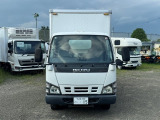 エルフ  パネルバン 積載1,800kg 4WD