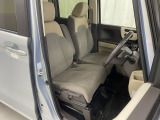 【展示車両について】 低価格を実現するため、微細な傷などは修理せずに展示している場合がございます。できるだけご説明させて頂くようにしておりますが、ご不安な方はスタッフまでお尋ねください。