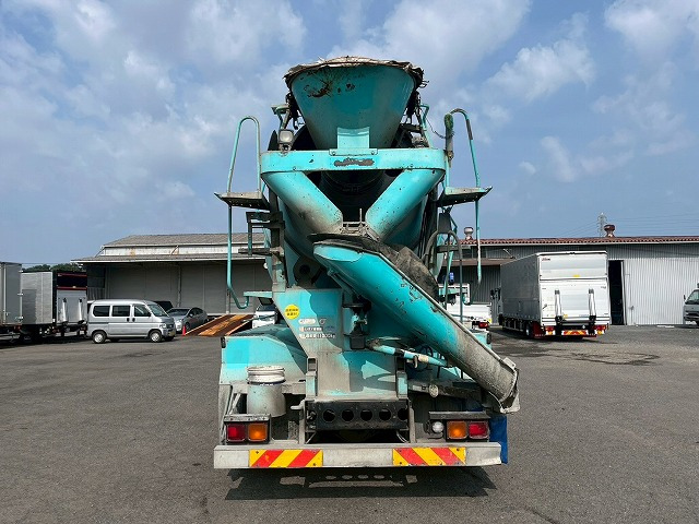 いすゞ フォワード ミキサー車 増トン車 3軸2デフ KYB8.9立米 の中古車