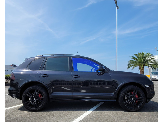 ポルシェ カイエン ターボ ティプトロニックS 4WD ブラック