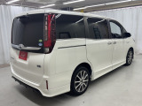エスクァイアハイブリッド 1.8 Gi 禁煙車 リアエンターテイメント