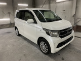 お車と一緒に新品タイヤ(ホイール付き)をご希望の方にはお得な価格にてご提供しております。常時在庫がありますので、いつでもご確認いただけます。