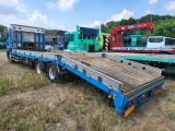 クオン 車載車 セルフローダー
