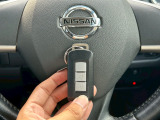 車の乗り降りからエンジン始動まで便利なスマートキーとプッシュスタート♪♪