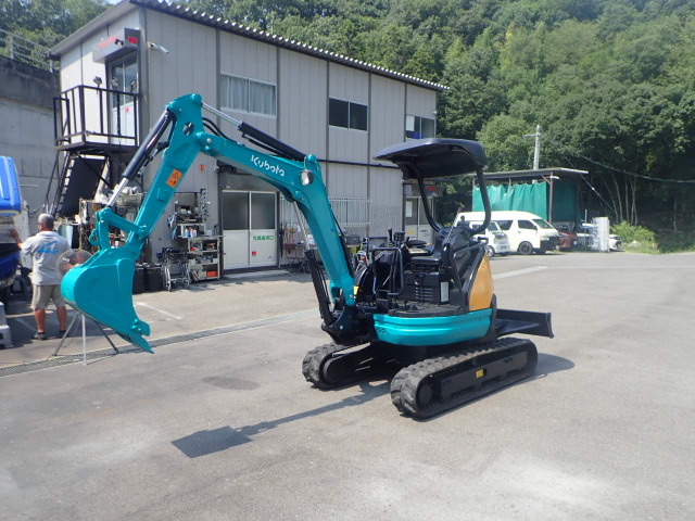 クボタ  ショベル ユンボ 2t 4パターンマルチ