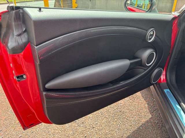 BMW MINI ミニ クーパー S ターボ の中古車詳細 (81,706km, レッド