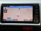 汎用性の高い純正ナビを搭載しております。全国各地の最寄りのディーラー様で地図更新が可能となり、最新の地図データをお好みの方には是非お勧めです。