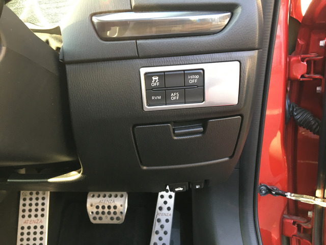 マツダ アテンザワゴン 2.2 XD 左電格不良、プッシュスタート の