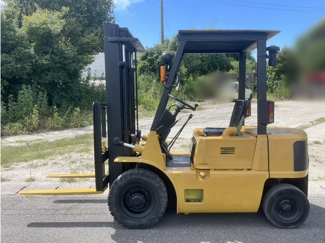 三菱 フォークリフト 2トン FD20 軽油 最大荷重2000kg/2t【愛知】 三菱 フォークリフト 2トン FD20 軽油 最大荷重2000kg/2t【愛知