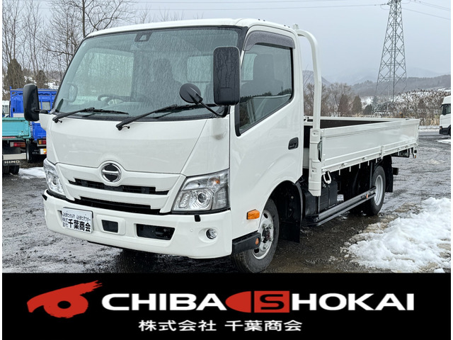 デュトロ  平ボディ 積載3,000kg 4WD