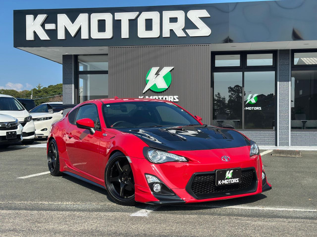 86 2.0 GT TRDエアロパーツ・Dampers・マフラー