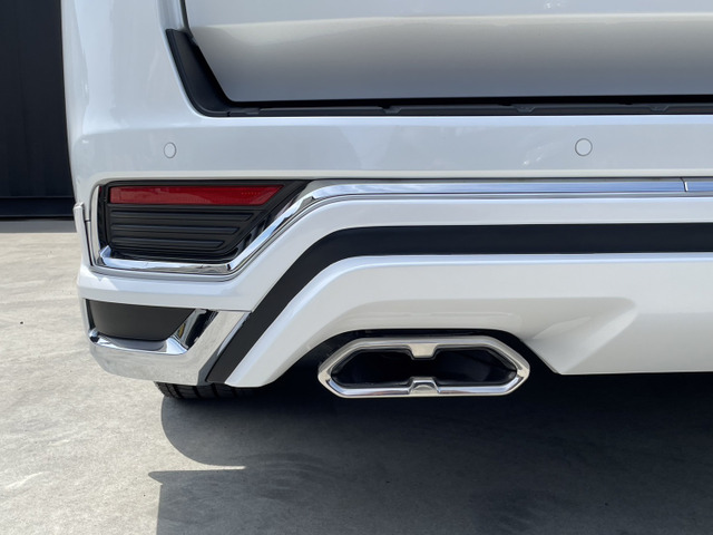 トヨタ ランドクルーザー300 3.5 ZX 4WD モデリスタKIT カー