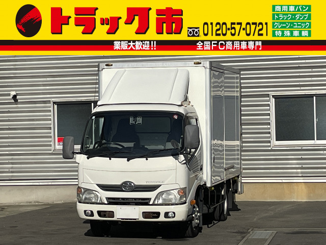 トヨエース  2t積・パネルバン・AT・垂直ゲート付