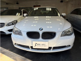 5シリーズセダン 525i ハイライン パッケージ ワンオーナー・5750㎞・左H・禁煙車
