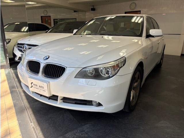 5シリーズセダン525i ハイライン パッケージワンオーナー・5750㎞・左H・禁煙車