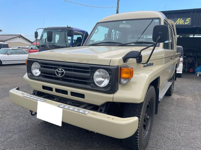 ランドクルーザー70 ピックアップ  4WD ヒッチメンバー