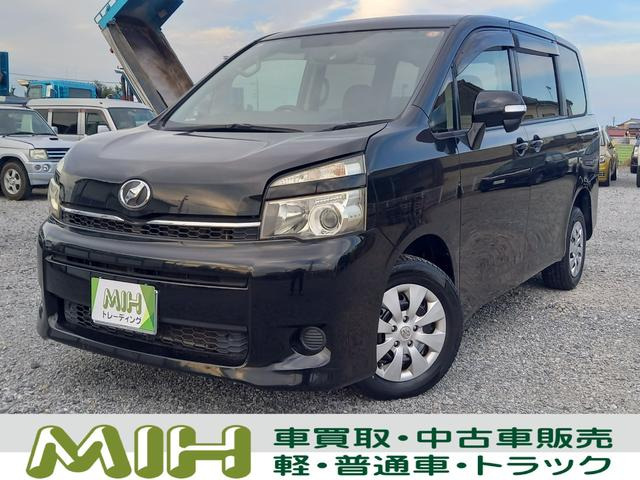 ヴォクシー2.0 トランスX 4WDダイナミックトルクコントロール4WD