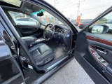 気になるシートのシミなどございましたらご納車前に綺麗にクリーニングしてご納車させていただきます。