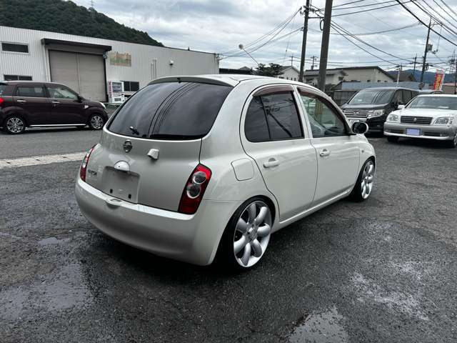 日産 マーチ 1.2 12E ブラックインテリアパッケージ 車高調 Bluetooth