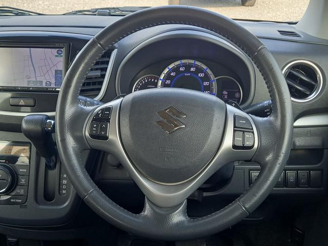 スズキ ワゴンRスティングレー T 4WD ターボ ナビ TV バックカメラ の