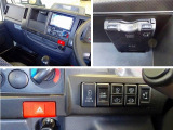 AC PS PW SRS ABS キーレス 左電格ミラー Aftermarketメモリーナビ/フルセグTV/DVD ETC アドブルー ターボ 車線逸脱警報装置 衝突被害軽減ブレーキ アイドリングストップ フォグランプ