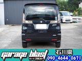 リアもエアロバンパーでスポイラーも付いていますとてもカッコいいお車です。是非一度お車をご覧下さい。お車は1台限りで気になりましたら、09046440671迄、ご予約下さい