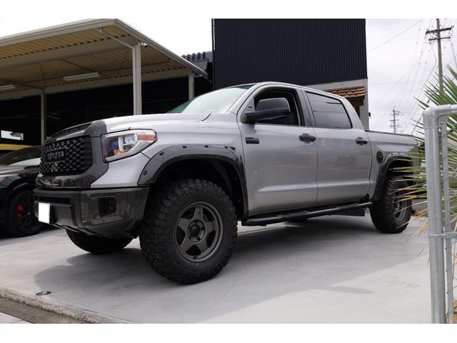 タンドラ クルーマックス SR5 5.7 V8 4WD カーファックス済新品ホイールタイヤ交換済