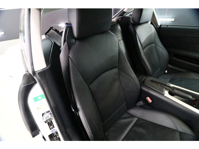 BMW Z4クーペ 3.0 si 天張り張替済 パークセンサー の中古車詳細