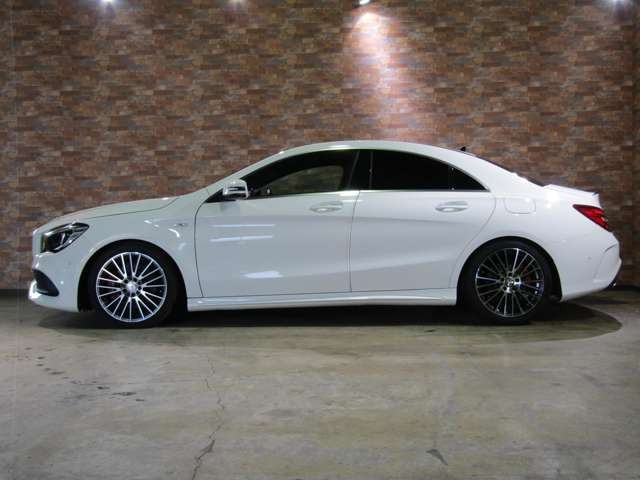 メルセデス・ベンツ CLAクラス CLA250 シュポルト 4マチック 4WD kw車