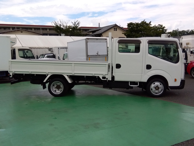 ニッサンキャブオーバー 初のキャブオーバー型大型トラック完成 | UD Trucks