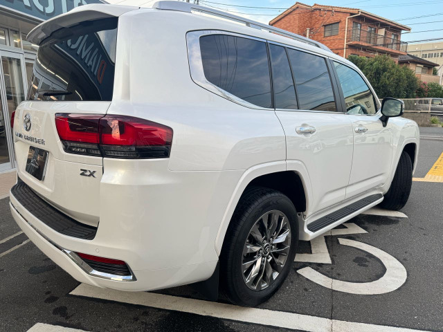 トヨタ ランドクルーザー300 3.5 ZX 4WD の中古車詳細 (12,000km
