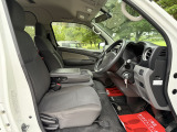 買ったばかりの愛車、ずっときれいにしていたいですよね!ご購入いただいたお車を綺麗な状態に保てるよう、コーティングなどのオプションもご用意しております。詳しくは店舗までお問い合わせください♪