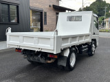 キャンター  2t ダンプ 4WD 5速MT