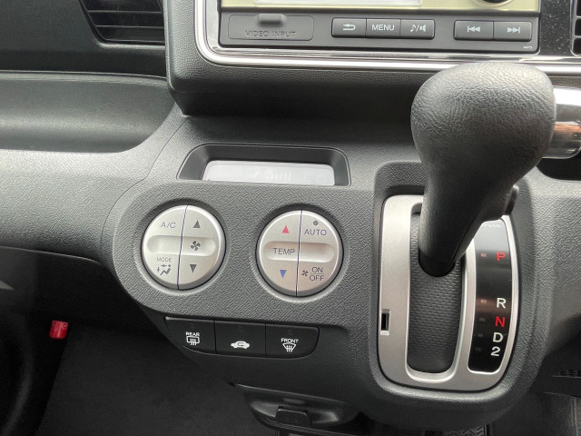 ホンダ ライフ ディーバ HIDライト・スマートキー・禁煙車 の中古車