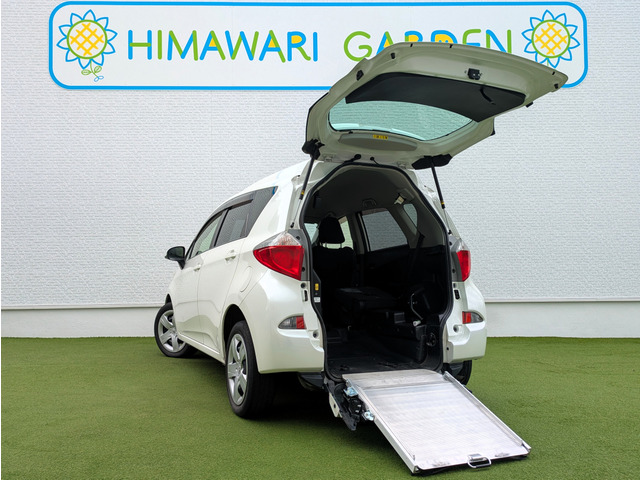ラクティス1.5 G ウェルキャブ 車いす仕様車 タイプI 助手席側リヤシート付車高降下装置/スローパー/車椅子固定1台