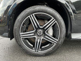 AMG20インチアルミホイールを装着! タイヤの溝もまだまだ残っております。