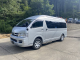 ハイエースコミューター 2.5 GL ディーゼル 4WD ウェルキャブ