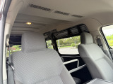 総展示台数約80台以上。バン専門店です。あなたにピッタリのお車が見つかるはず!