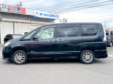 セレナ 2.0 ハイウェイスター S-HYBRID 