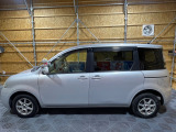 シエンタ 1.5 X 4WD CDAUXオーディオキーレスアルミホイー
